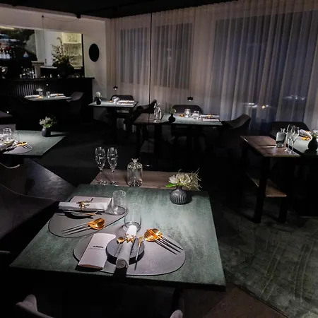 Goertler Hotel *